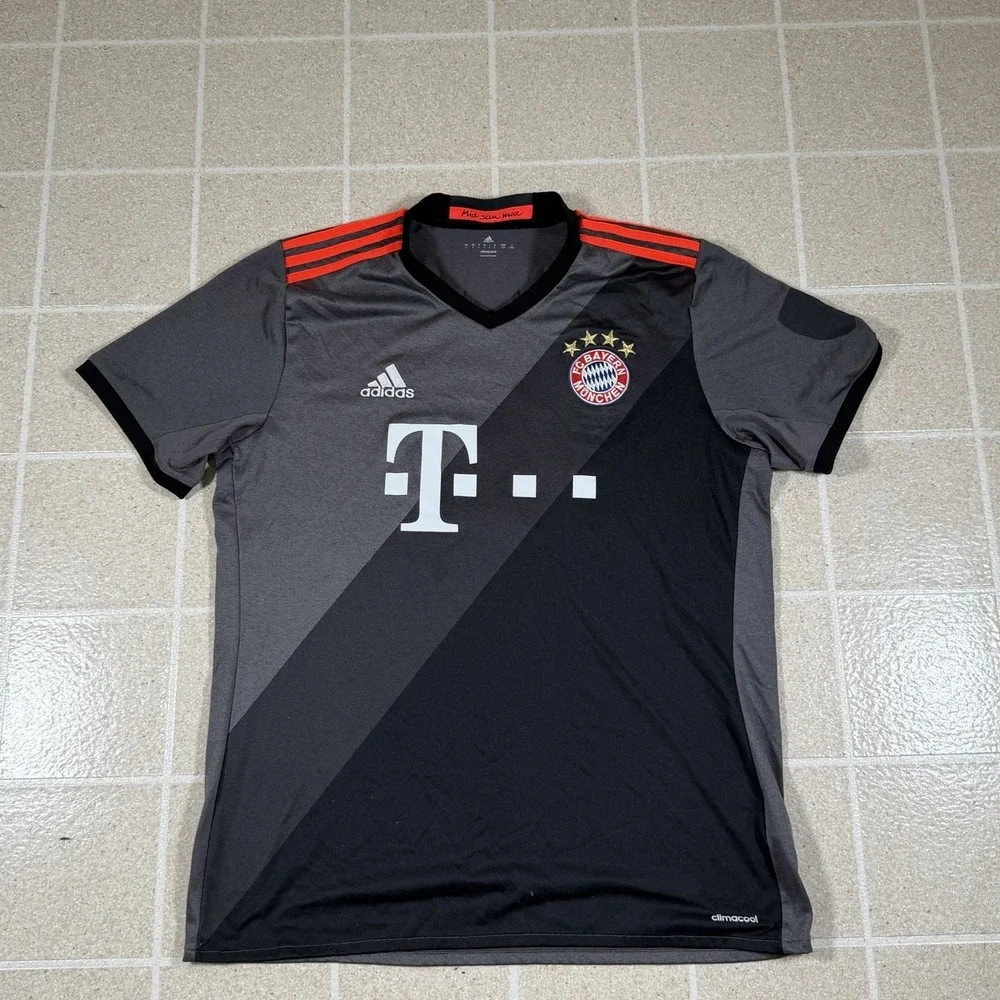 Adidas FC Bayern Munich 2016-17 Third Grey Jersey Size L Football Soccer Men #8